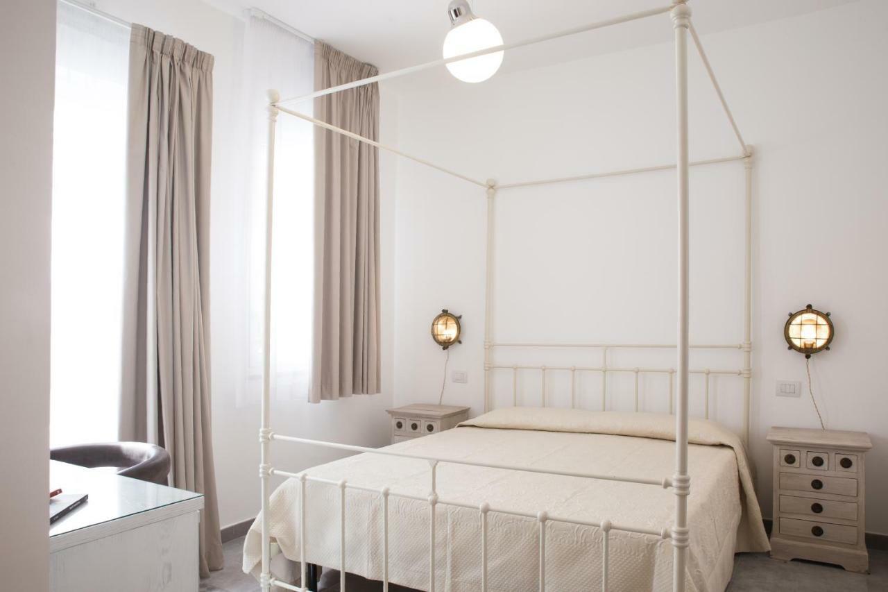 Bed & Breakfast Del Faro Джовінаццо Екстер'єр фото