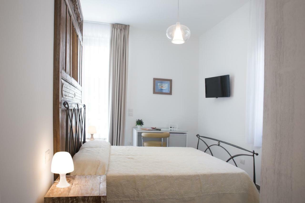 Bed & Breakfast Del Faro Джовінаццо Екстер'єр фото